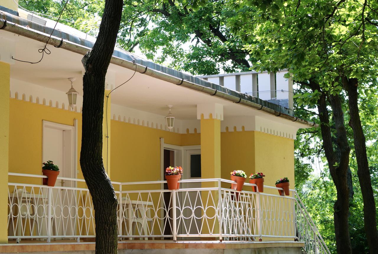 Sir David Balaton Castle Apartmanok 벌러톤세페즈드 외부 사진